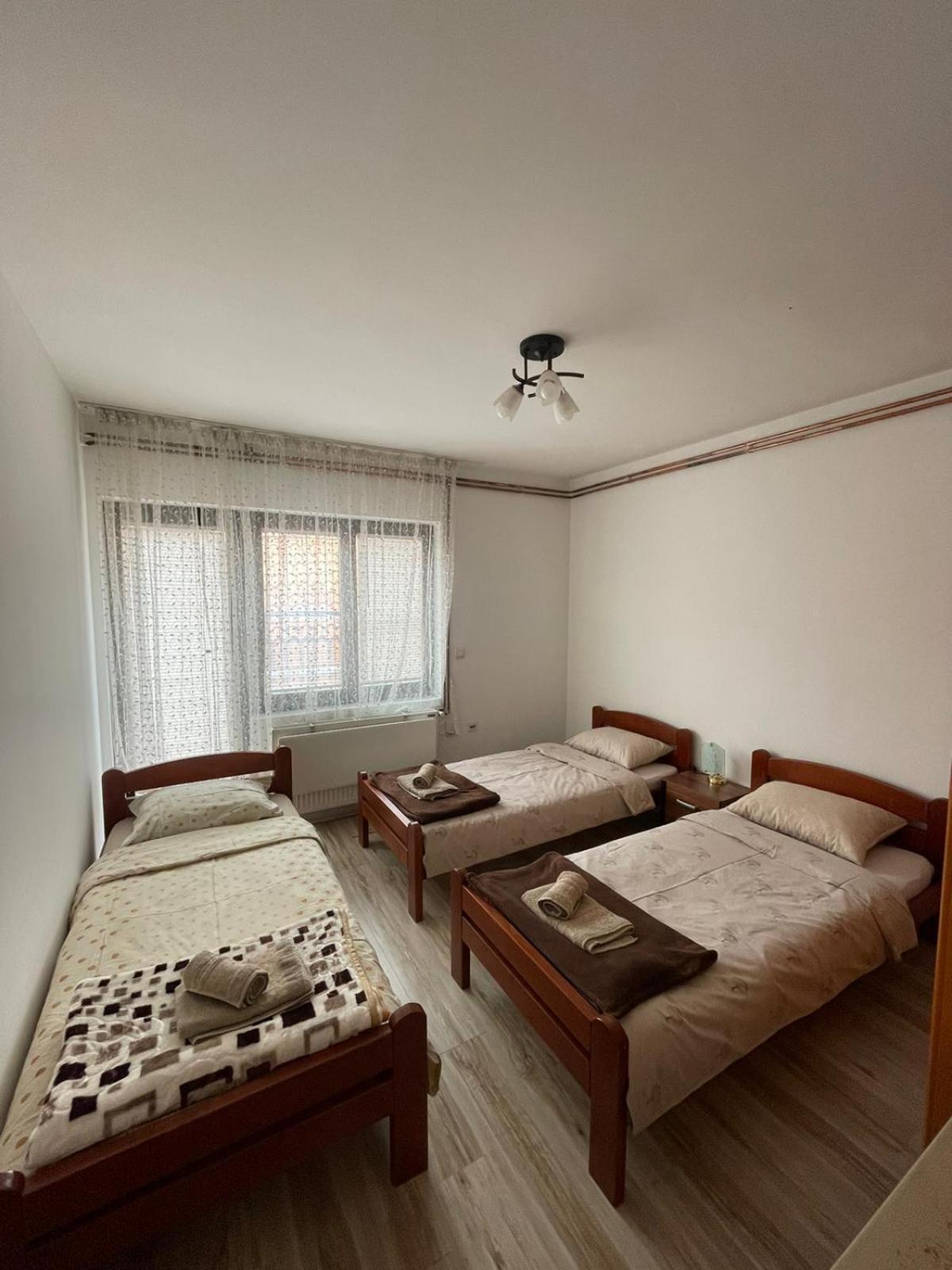 Apartmani Dora Leskovac Leskovac  Exterior photo